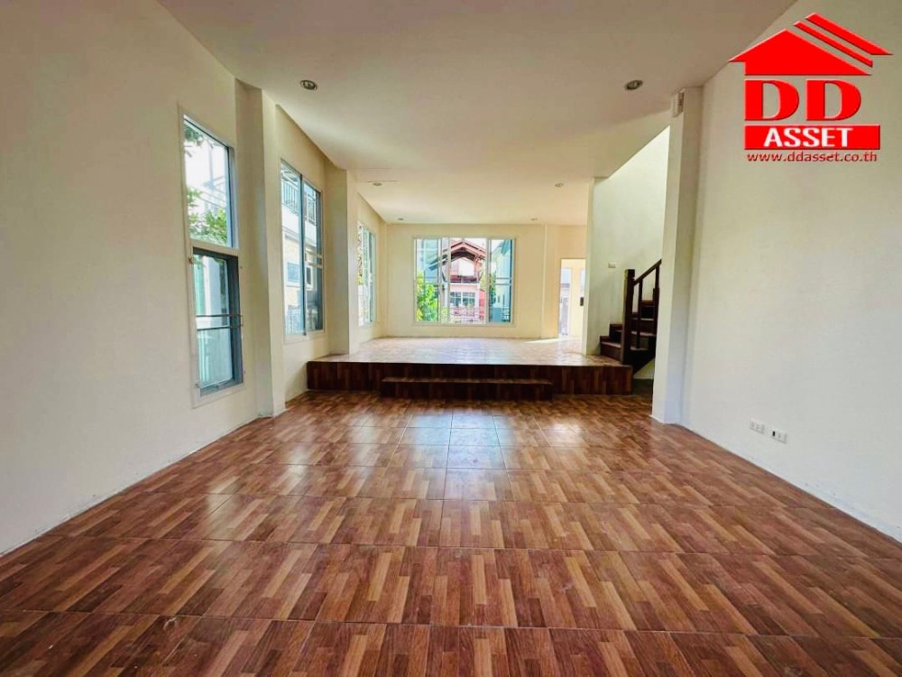 ขายบ้านลาดกระบัง สุวรรณภูมิ : บ้านลลิล อ่อนนุช-วงแหวนฯ-สุวรรณภูมิ ลลิล The Young Executive ใกล้Airport Link สถานีลาดกระบัง รหัส H8005