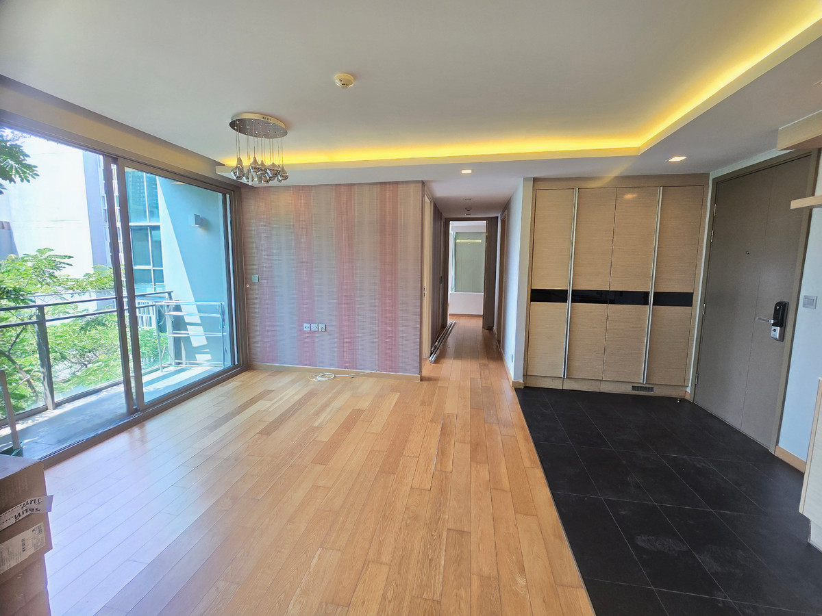 ขายคอนโดสุขุมวิท อโศก ทองหล่อ : คอนโดคุณภาพ แสนสิริ  เวีย โบทานี  ขนาด 72.62 ตรม.  ทำเลดีย่านสุขุมวิท รถไฟฟ้า