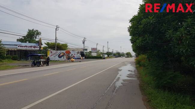 ให้เช่าที่ดินพระราม 2 บางขุนเทียน : ให้เช่าที่ดิน 2-2-8 ไร่ ติดถนนบางขุนเทียนชายทะเล ถนนพระรามสอง (พระราม2) ใกล้โรงพยาบาลผู้สูงอายุ ทำเลดีเยี่ยม เหมาะทำธุรกิจร้านอาหาร คาเฟ่ ให้เช่าราคา 100,000 บาท/เดือน