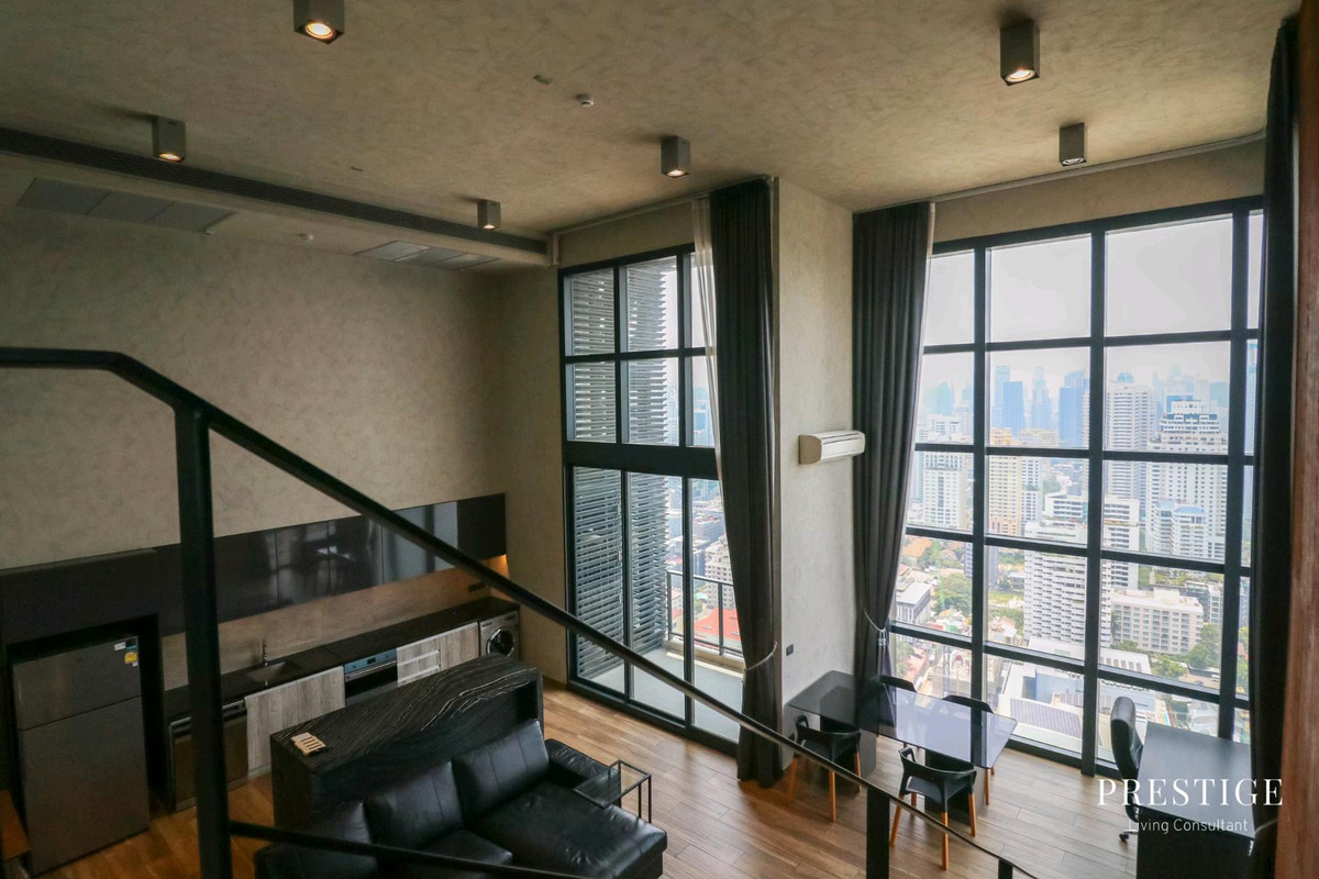 For RentCondoSukhumvit, Asoke, Thonglor : 📌For RENT | The Lofts Asoke - 2BR Duplex (120sqm), 120,000 THB