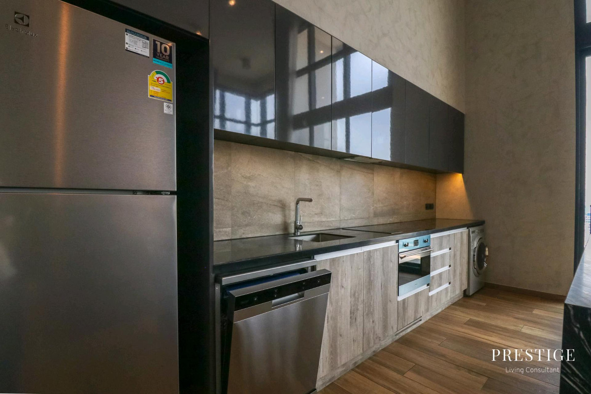 For RentCondoSukhumvit, Asoke, Thonglor : 📌For RENT | The Lofts Asoke - 2BR Duplex (120sqm), 120,000 THB