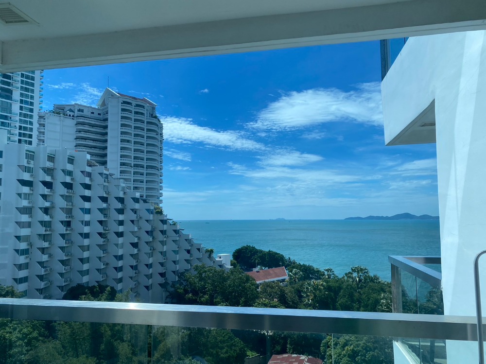 ขายคอนโดพัทยา บางแสน ชลบุรี สัตหีบ : For sale Condo The Palm wongamat beach corner room(S03-1611)