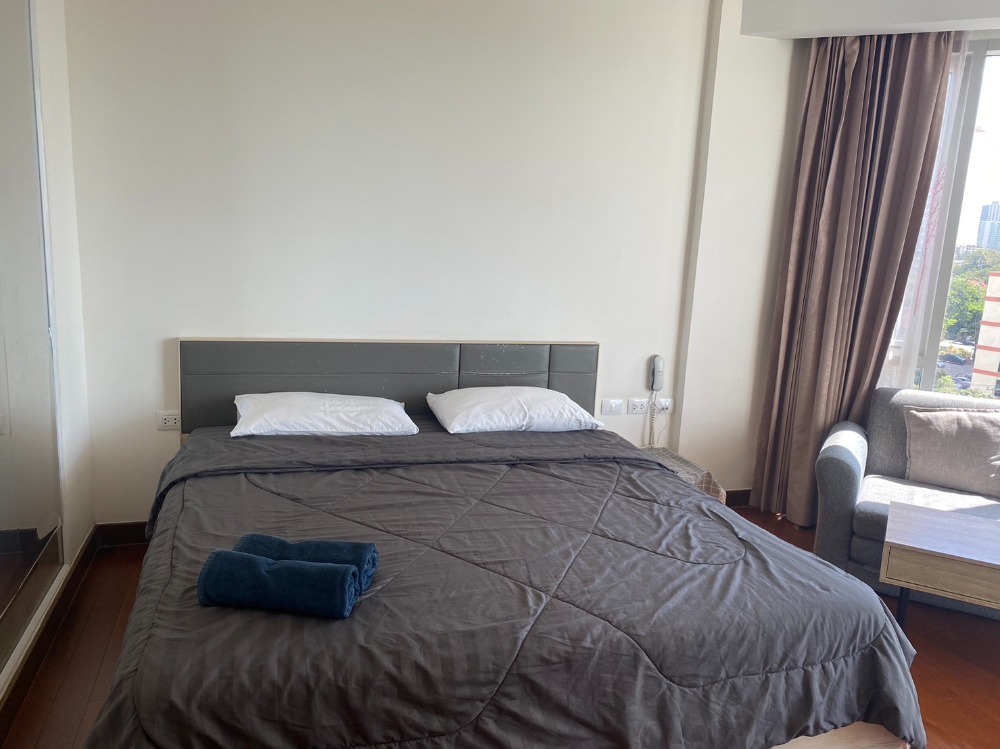 ขายคอนโดพัทยา บางแสน ชลบุรี สัตหีบ : For sale Condo The Palm wongamat beach corner room(S03-1611)