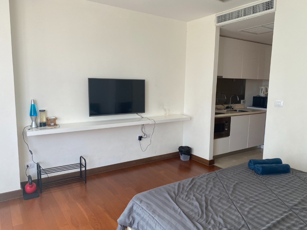 ขายคอนโดพัทยา บางแสน ชลบุรี สัตหีบ : For sale Condo The Palm wongamat beach corner room(S03-1611)