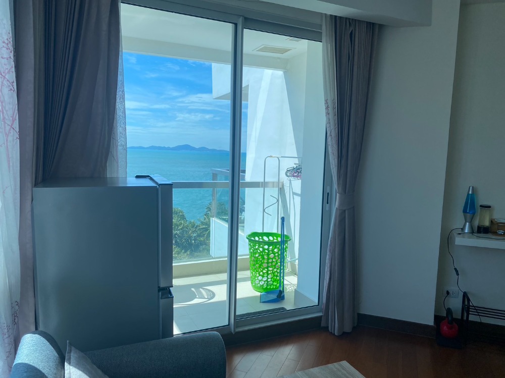 ขายคอนโดพัทยา บางแสน ชลบุรี สัตหีบ : For sale Condo The Palm wongamat beach corner room(S03-1611)