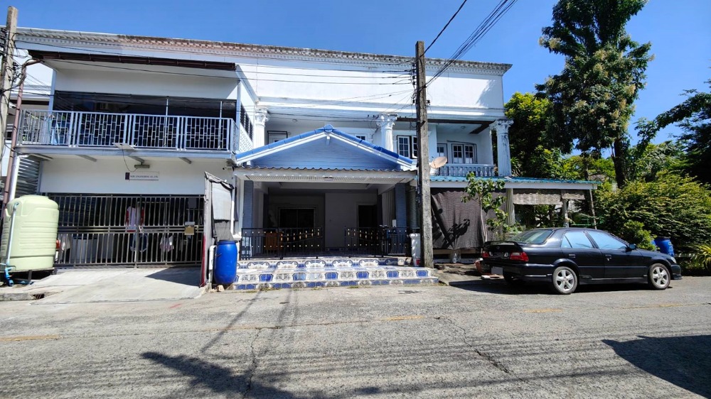 ขายทาวน์โฮมลาดกระบัง สุวรรณภูมิ : ขายทาวน์โฮม 2 ชั้น นิรันดร์วิลล์ 4 รามคำแหง 2 ซอย 14 แขวงดอกไม้ เขตประเวศ กรุงเทพมหานคร