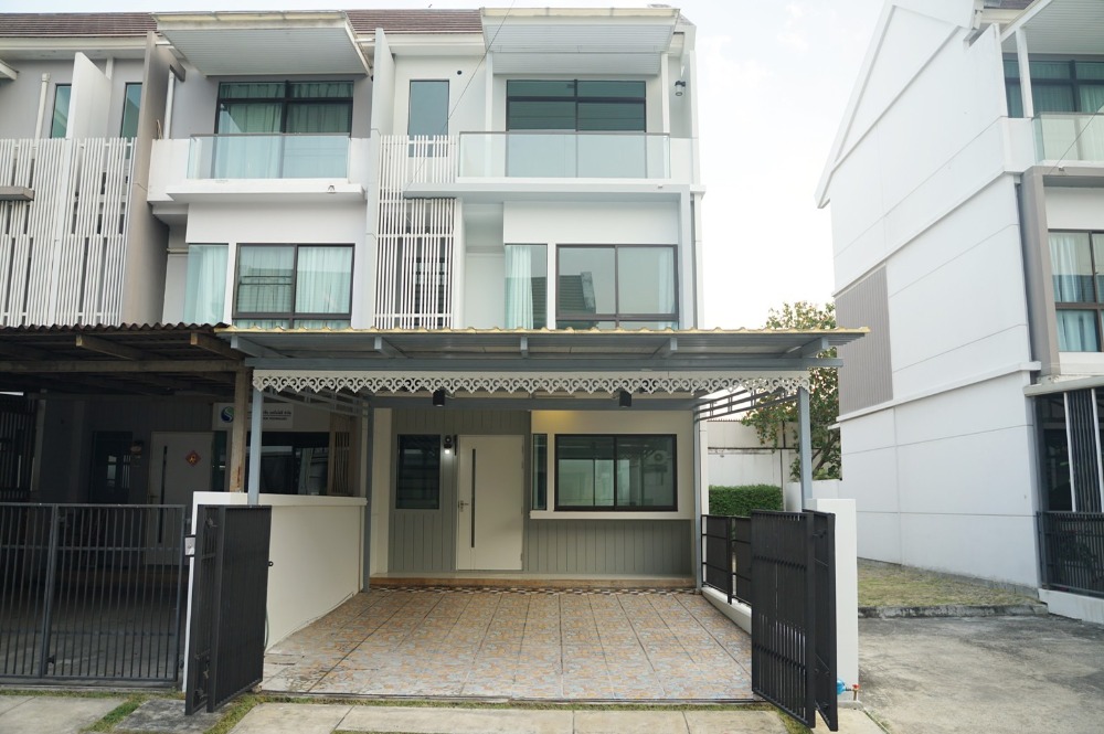 For SaleTownhomeNawamin, Ramindra : Townhome The Terrace Ramintra 65 / 3 bedrooms (for sale), The Terrace Ramintra 65 / Townhome 3 Bedrooms (FOR SALE) TAN528