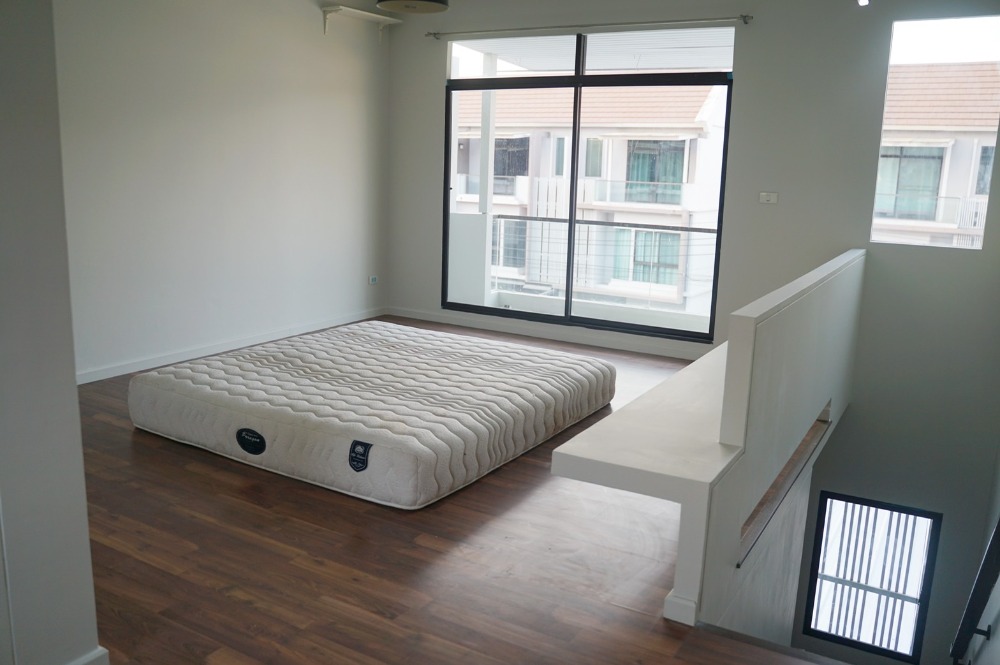 ขายทาวน์โฮมนวมินทร์ รามอินทรา : ใช้ชีวิตง่ายขึ้น ทาวน์โฮมใกล้รถไฟฟ้า🔥 เดอะ เทอเรส รามอินทรา 65 / 3 ห้องนอน (ขาย), The Terrace Ramintra 65 / 3 Bedrooms (FOR SALE) TAN528