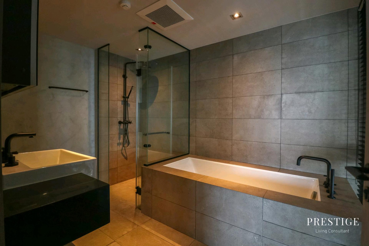 For RentCondoSukhumvit, Asoke, Thonglor : 📌For RENT | The Lofts Asoke - 2BR Duplex (120sqm), 120,000 THB