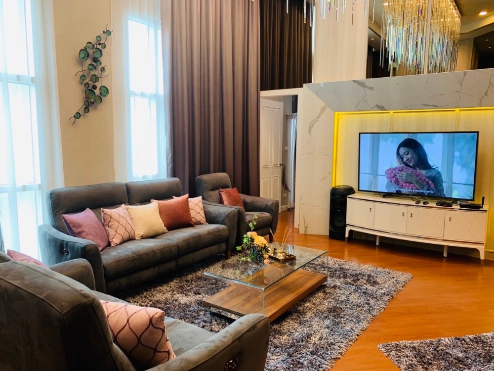 For SaleCondoRama9, Petchburi, RCA : Condo for Sale Belle Grand Rama 9, Penthouse 2 Bedroom 128 sqm including Maid Room, Fully Furnished Near MRT Rama 9, Thailand Cultural Centre, Ratchadaphisek : EL23S-050