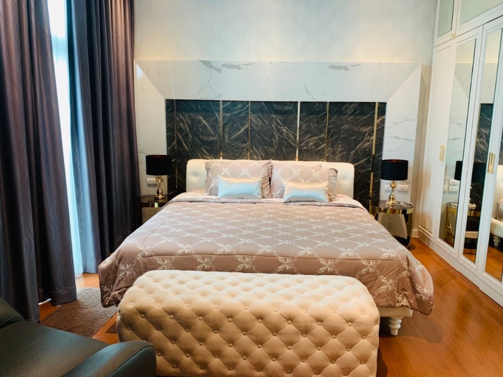 For SaleCondoRama9, Petchburi, RCA : Condo for Sale Belle Grand Rama 9, Penthouse 2 Bedroom 128 sqm including Maid Room, Fully Furnished Near MRT Rama 9, Thailand Cultural Centre, Ratchadaphisek : EL23S-050