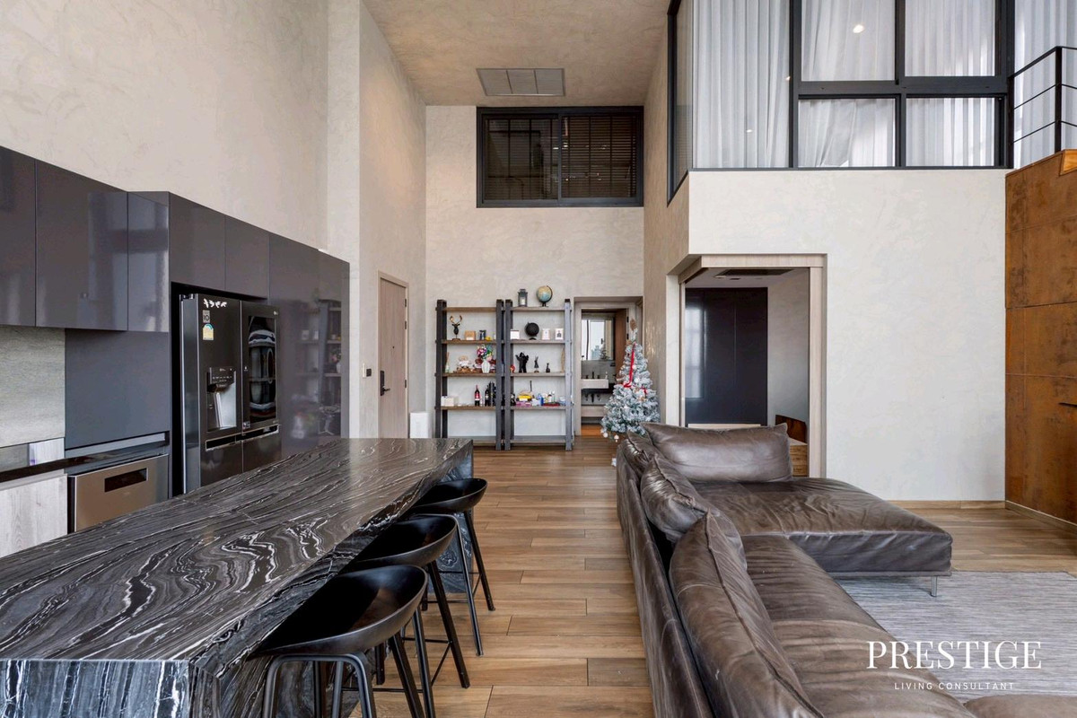 ให้เช่าคอนโดสุขุมวิท อโศก ทองหล่อ : 📌For RENT เช่า | The Lofts Asoke - 3BR Duplex (145 sqm) 195,000 THB