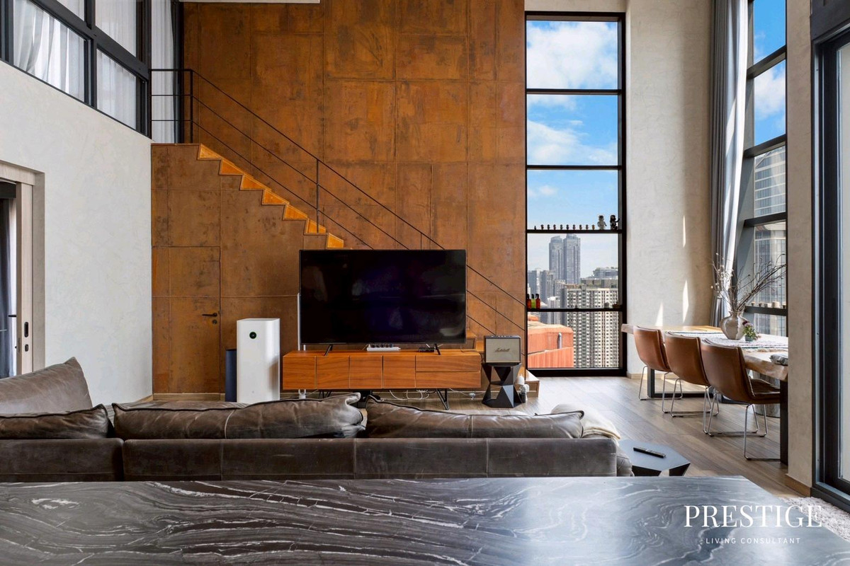 ให้เช่าคอนโดสุขุมวิท อโศก ทองหล่อ : 📌For RENT เช่า | The Lofts Asoke - 3BR Duplex (145 sqm) 195,000 THB