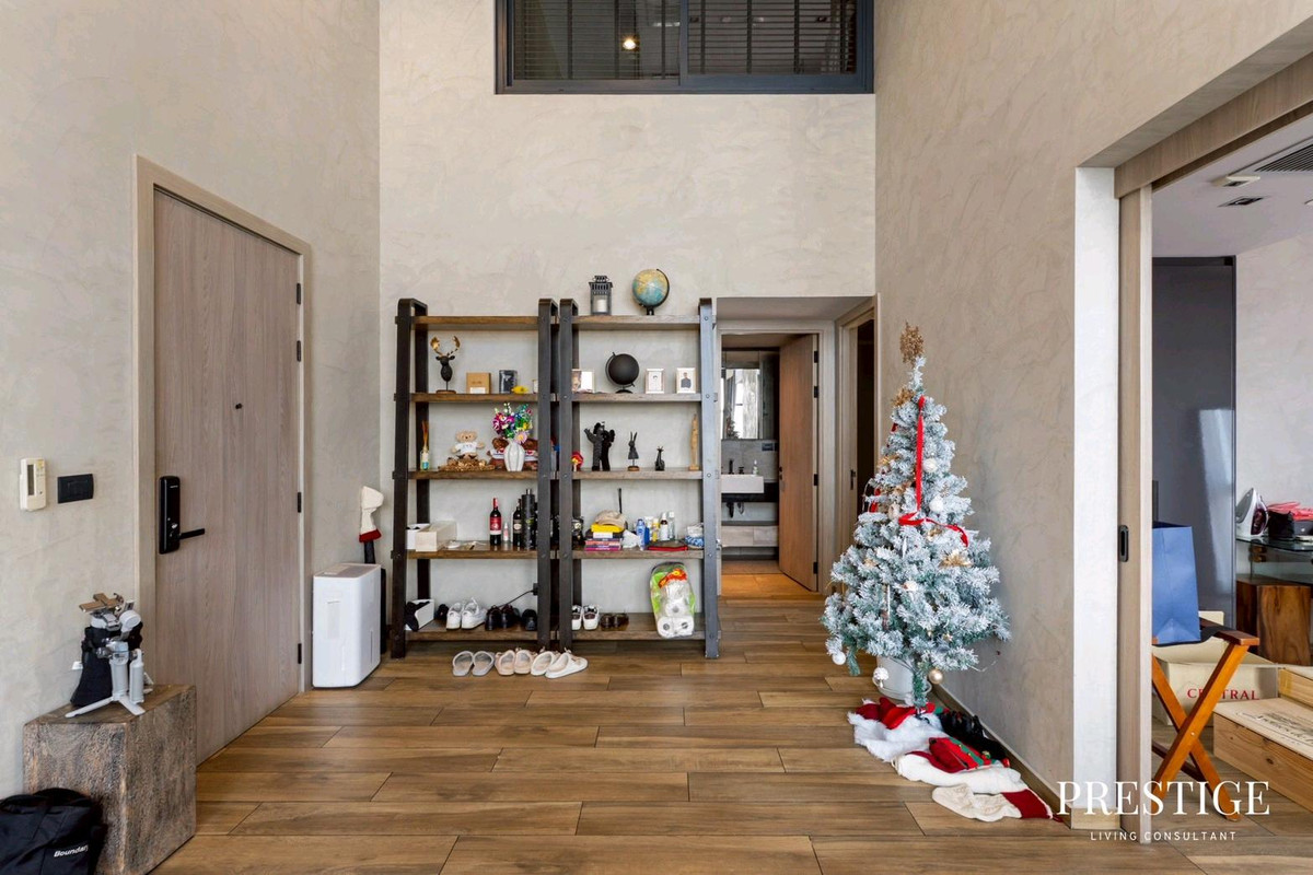 ให้เช่าคอนโดสุขุมวิท อโศก ทองหล่อ : 📌For RENT เช่า | The Lofts Asoke - 3BR Duplex (145 sqm) 195,000 THB