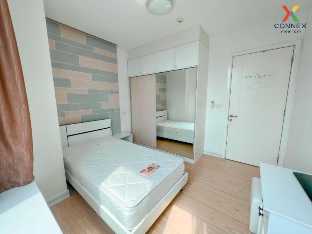 For SaleCondoRama9, Petchburi, RCA : For Sale Condo , TC Green Rama 9 , nice view , high floor , corner unit , MRT-Phra Ram 9 , Huai Khwang , Huai Khwang , Bangkok ,   CX-75633