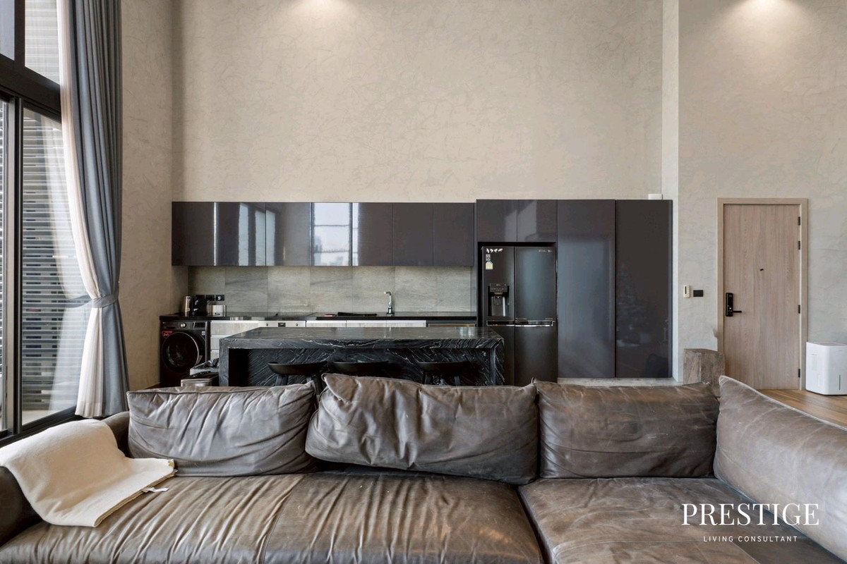 ให้เช่าคอนโดสุขุมวิท อโศก ทองหล่อ : 📌For RENT เช่า | The Lofts Asoke - 3BR Duplex (145 sqm) 195,000 THB