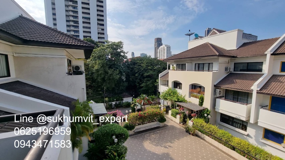 For SaleTownhomeSukhumvit, Asoke, Thonglor : 4-story townhome with rooftop, Soi Ekamai, land size 24 sq wah, usable area 270 sq m, has a swimming pool, beautiful view, calm, shady, good direction, not hot.