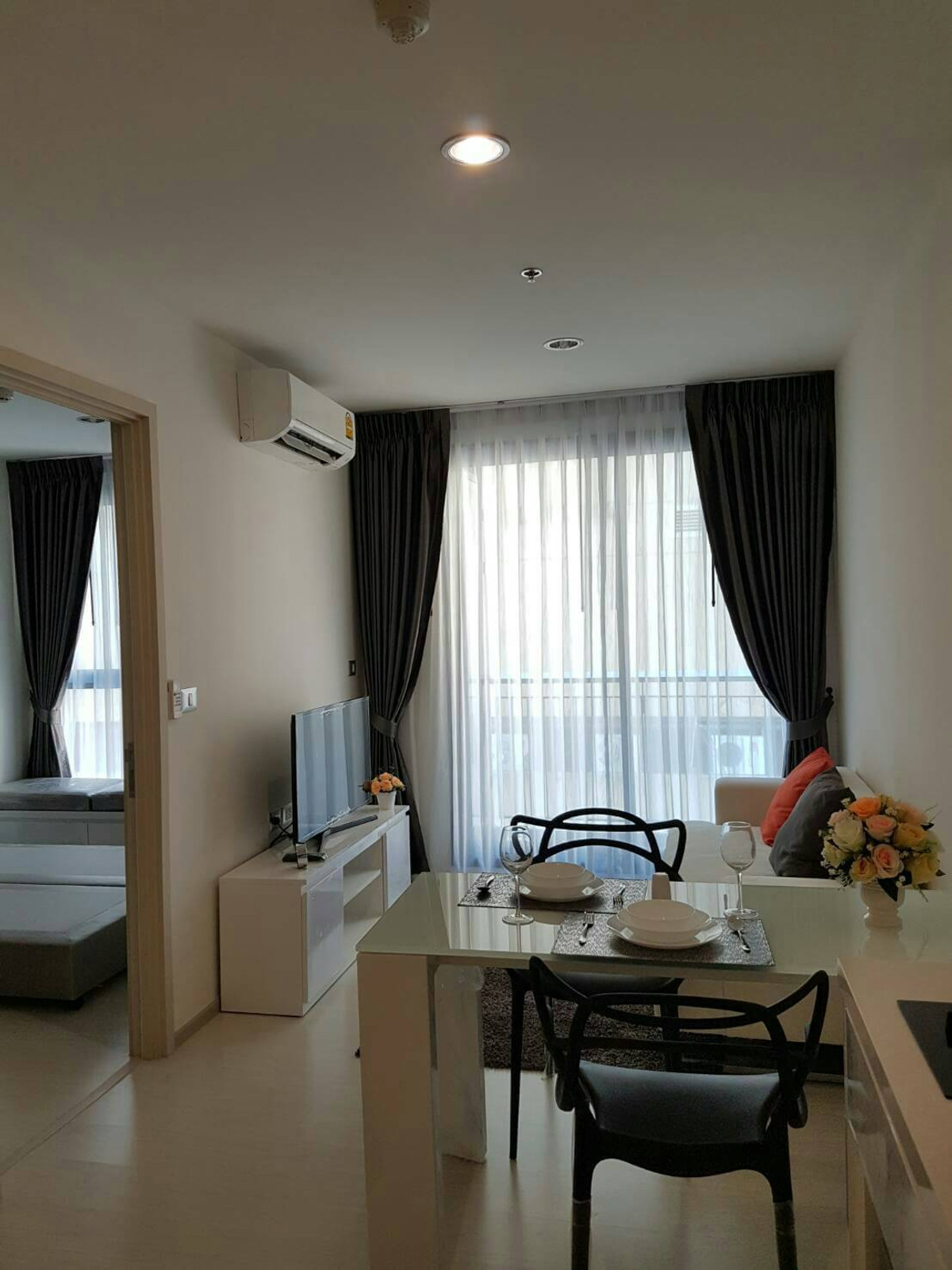 ให้เช่าคอนโดสุขุมวิท อโศก ทองหล่อ : Rhythm Sukhumvit 42 | 40 sq.m. Fully furnished 📞 Line : @pukkhome (with @)