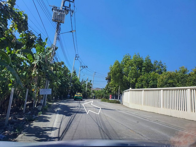 For SaleLandChaengwatana, Muangthong : Empty land for sale, 6 rai, Tha It Subdistrict, Pak Kret District, Nonthaburi, good location, next to Pradab Dao Village, land already filled.