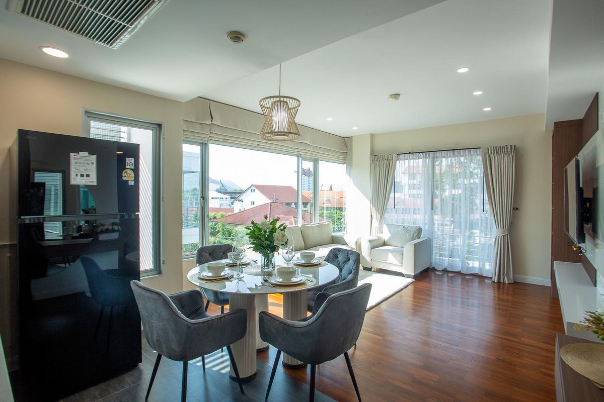 For SaleCondoHuahin, Prachuap Khiri Khan, Pran Buri : Beachside🏖️ condo central to Everything