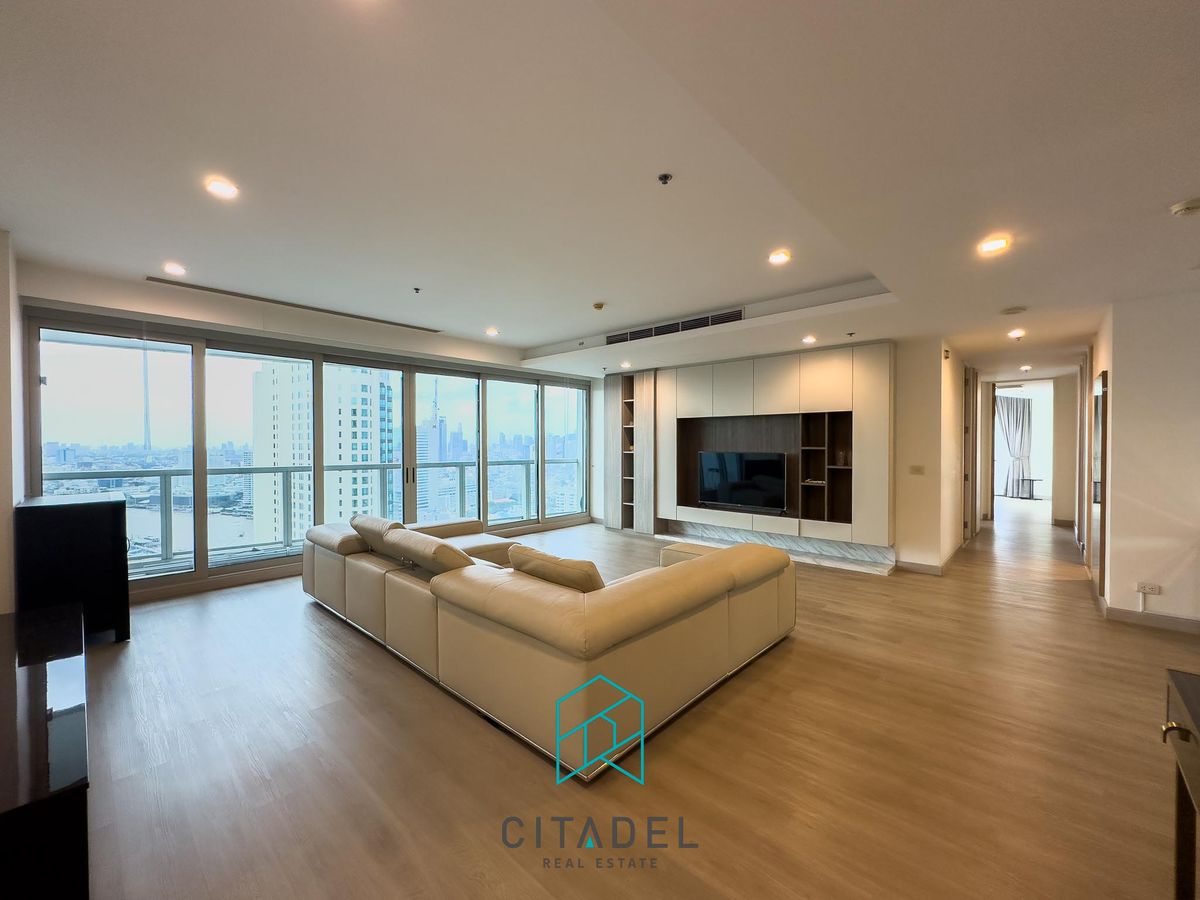 For SaleCondoWongwianyai, Charoennakor : The River by Raimon Land - Riverfront, High Floor 3 Beds Condo for Sale Facing IconSiam!