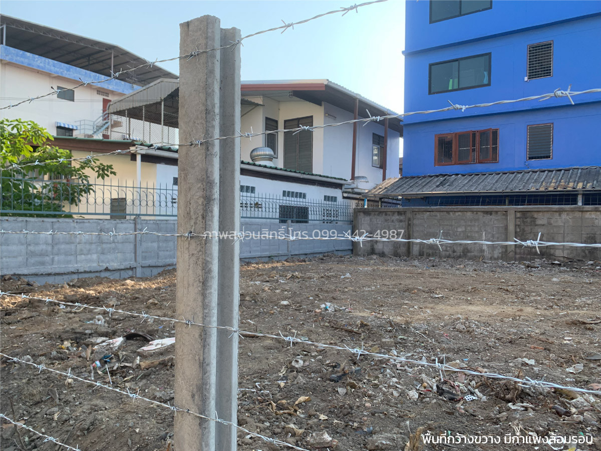 For SaleLandBang kae, Phetkasem : Empty land, already filled, near The Mall Bang Khae. Located next to the townhome project, near the MRT Bang Khae station.