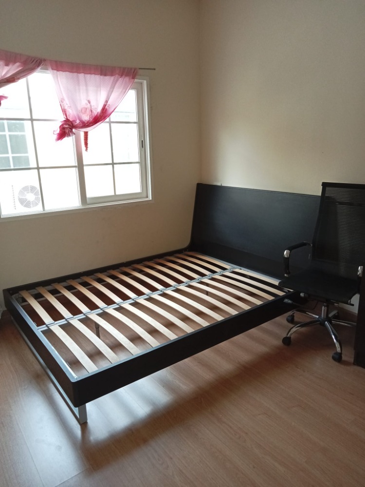 For SaleTownhomePattanakan, Srinakarin : P-2430 Urgent sale and rental! Golden Town 2 On Nut-Pattanakarn, beautiful house, large common area.