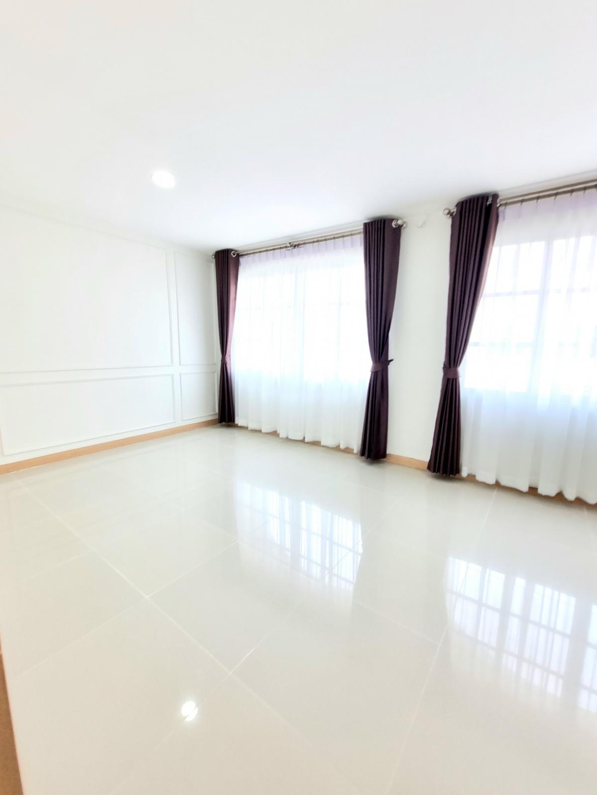 For SaleHome OfficeChokchai 4, Ladprao 71, Ladprao 48, : #Townhouse for sale #Home office for sale #Beautiful newly renovated house 4-storey home office, Lat Phrao area