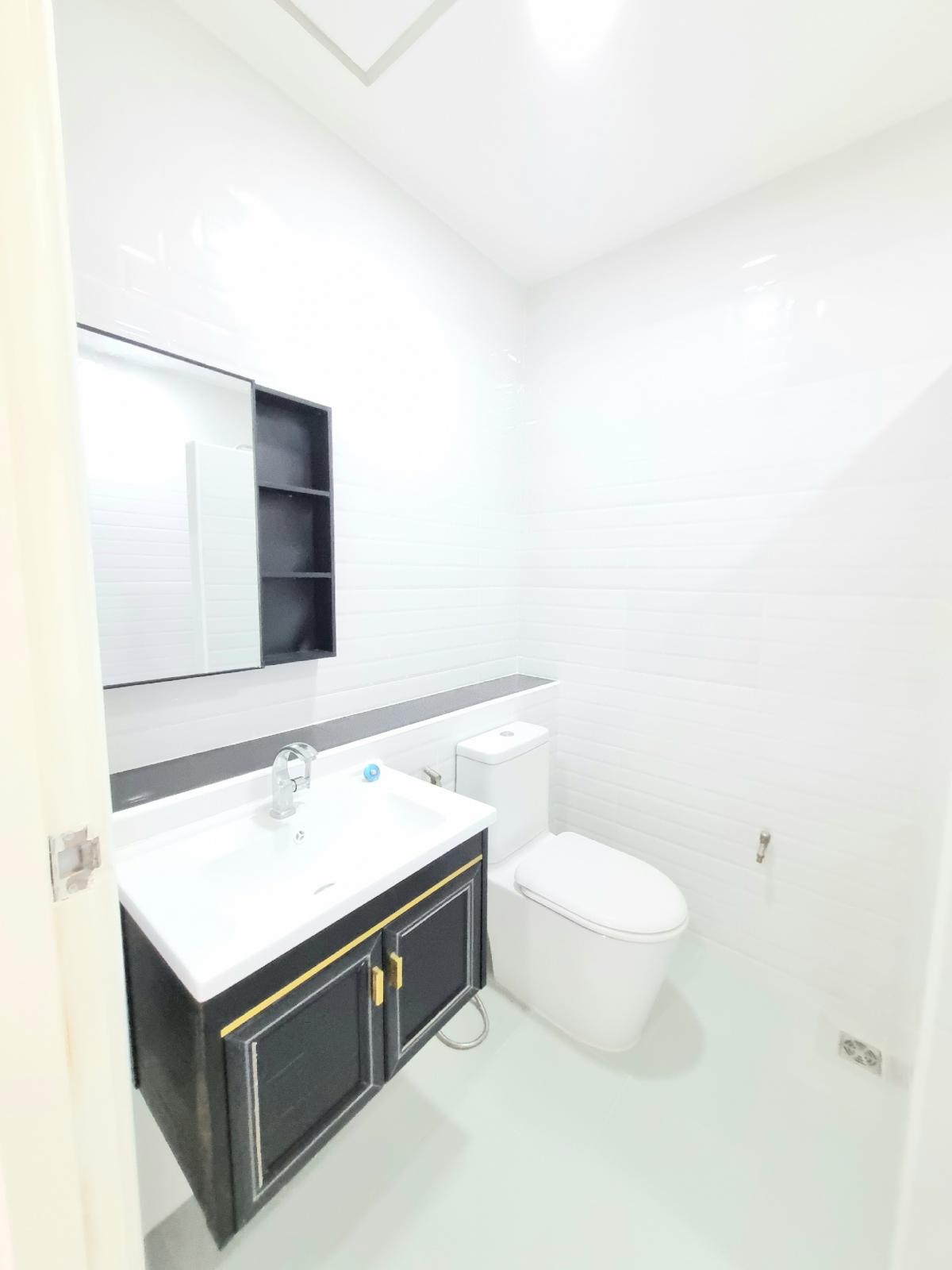 For SaleHome OfficeChokchai 4, Ladprao 71, Ladprao 48, : #Townhouse for sale #Home office for sale #Beautiful newly renovated house 4-storey home office, Lat Phrao area