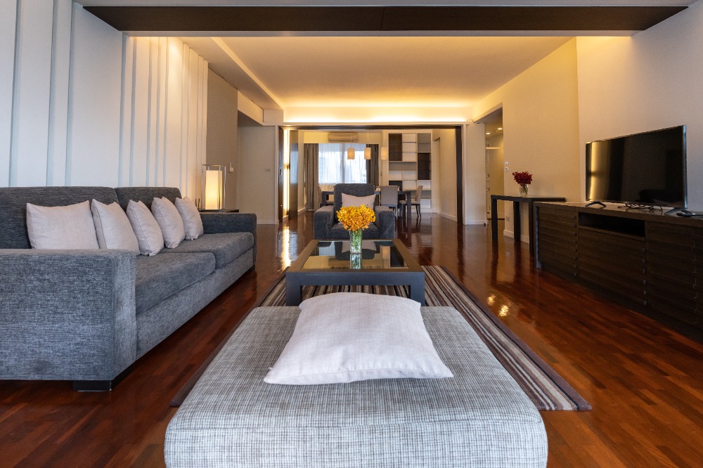 For RentCondoNana, North Nana,Sukhumvit13, Soi Nana : Apartment 3 Bedrooms