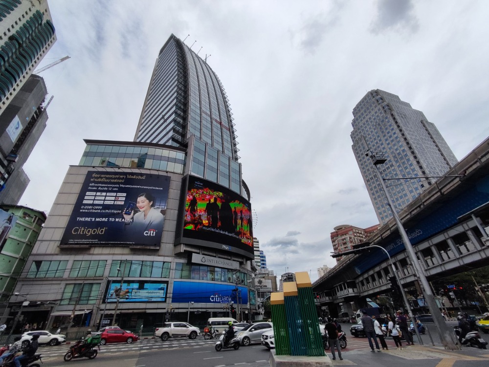 For RentOfficeSukhumvit, Asoke, Thonglor : Service office Office space for rent, Asoke, Sukhumvit, Serviced Office, beautifully decorated, ready to move in, Interchange 21 Building (Interchange 21 Office Building), 6 Workstations, rental price 53,890 baht, near BTS Asoke, MRT Sukhumvit.