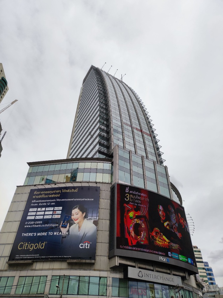 For RentOfficeSukhumvit, Asoke, Thonglor : Service office Office space for rent, Asoke, Sukhumvit, Serviced Office, beautifully decorated, ready to move in, Interchange 21 Building (Interchange 21 Office Building), 6 Workstations, rental price 53,890 baht, near BTS Asoke, MRT Sukhumvit.