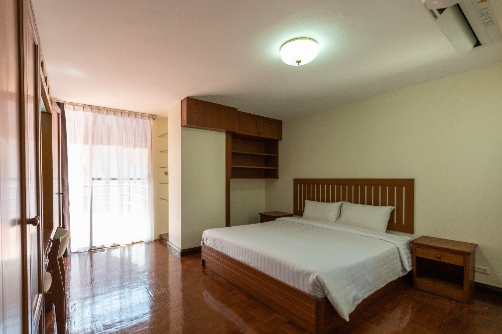 ให้เช่าคอนโดนานา : Apartment 2 Bedrooms 2 Bathrooms  Big Balcony Near BTS NANA