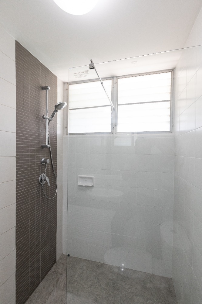 ให้เช่าคอนโดนานา : Apartment 2 Bedrooms 2 Bathrooms  Big Balcony Near BTS NANA