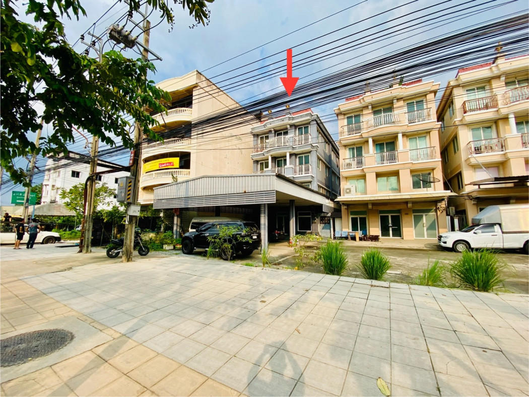 For SaleOfficeSukhumvit, Asoke, Thonglor : Office for sale with warehouse, next to Phutthamonthon Sai 3 Road, usable area 670 sq m., size 1 ngan 50 sq wa.