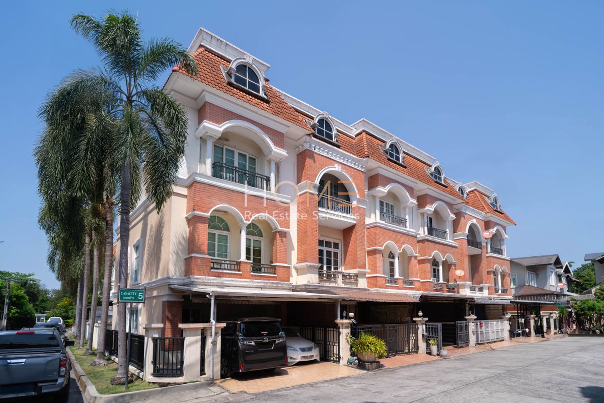 For SaleTownhomeKaset Nawamin,Ladplakao : Townhome Casa City Ladprao / 3 bedrooms (FOR SALE), Casa City Ladprao / Townhome 3 Bedrooms (FOR SALE) RUK180