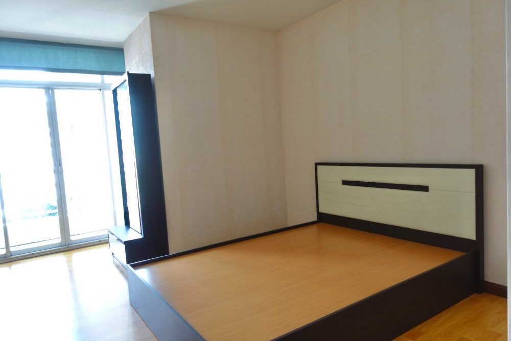 For SaleCondoChaengwatana, Muangthong : For sale: The Star Condominium, 5th floor, large room, near expressway, The Mall Ngamwongwan