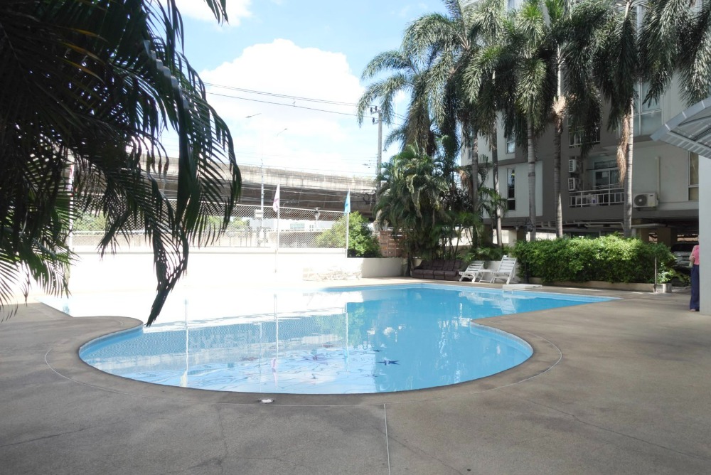 For SaleCondoChaengwatana, Muangthong : For sale: The Star Condominium, 5th floor, large room, near expressway, The Mall Ngamwongwan