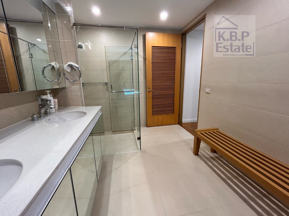 ขายคอนโดสีลม ศาลาแดง บางรัก : SALE/RENT #The Royal Saladaeng Lage Room  Area 236.44Sqm.  3+1Beds 4Bath