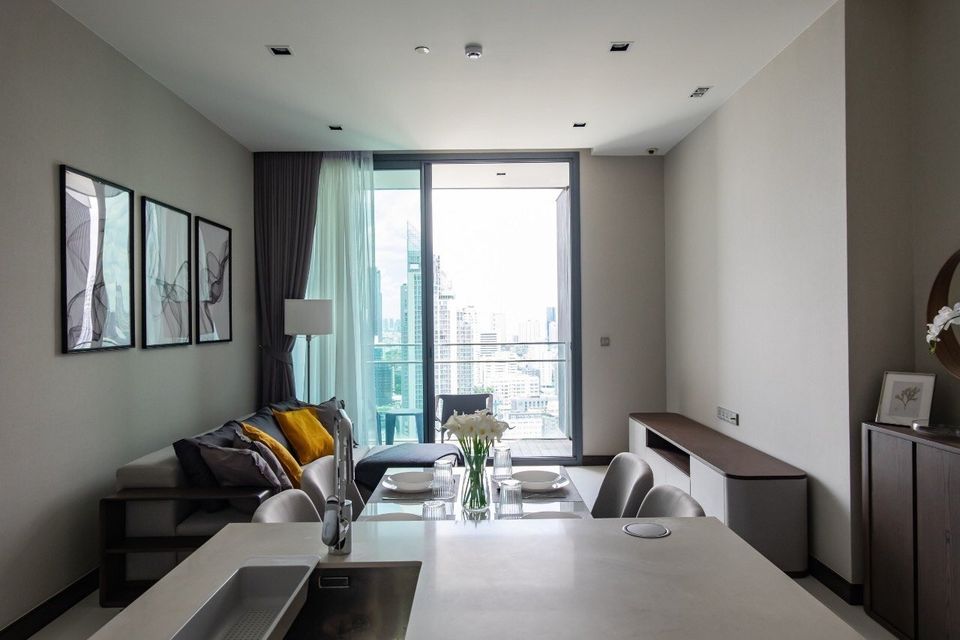 ขายคอนโดนานา : Fully Furnished 2 Beds Condo for Sale!