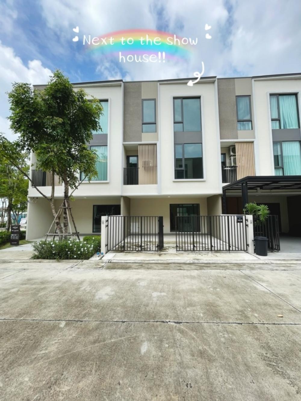 ขายทาวน์โฮมบางนา แบริ่ง ลาซาล : 🔥Townhouse 3-story For Sale🔥 Altitude Kraf Bangna🔥Good Location & Good Price ‼️