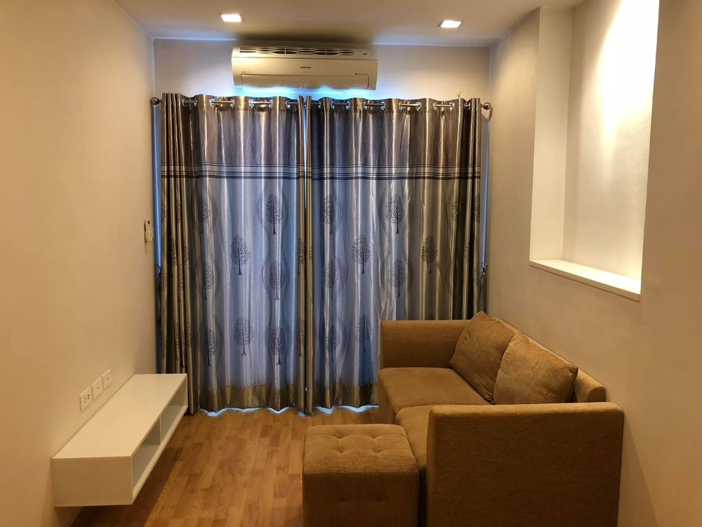 For RentCondoRama9, Petchburi, RCA : For rent ❗❗* Casa Condo Asoke - Din Daeng Line id : @mettaproperty (with @ too) If interested in more details, add Line.