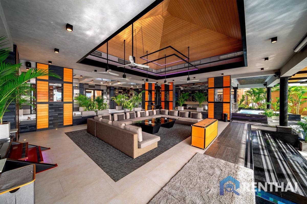 For SaleHousePattaya, Bangsaen, Chonburi : Investment Opportunity! Huge Resort Styled Pool Villa for Sale!