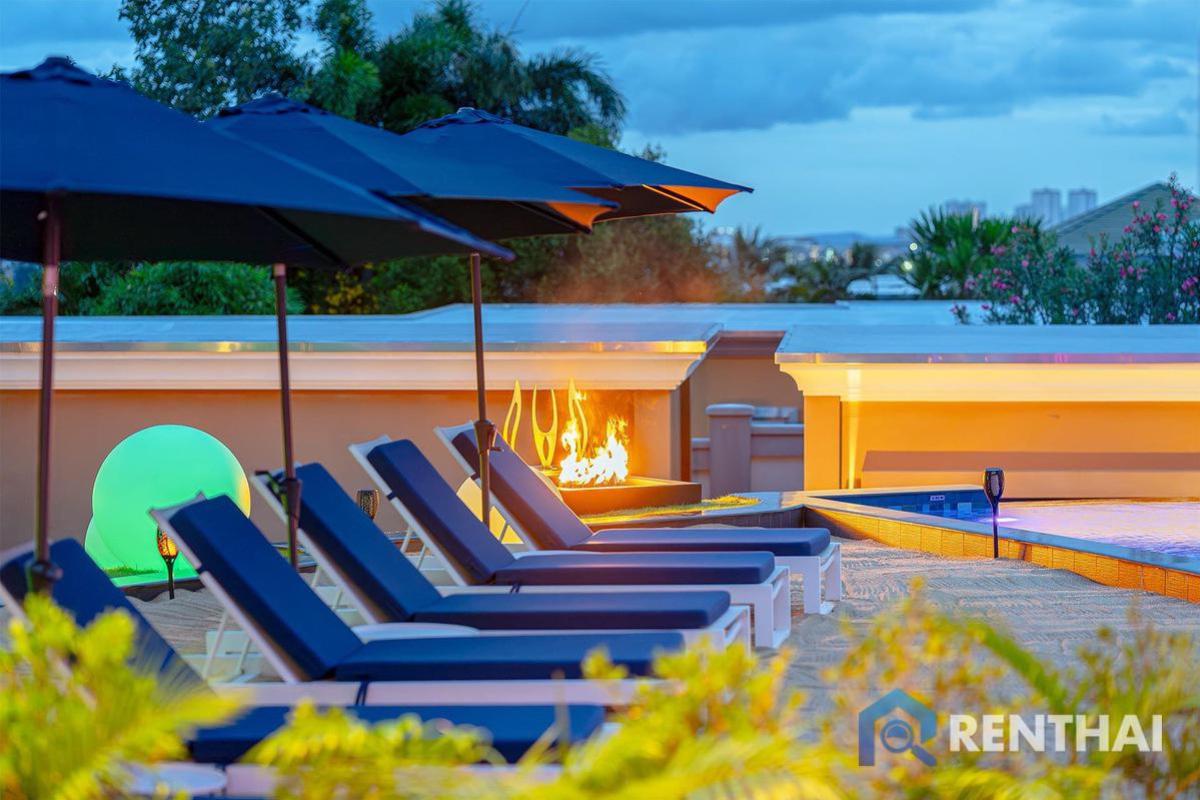 For SaleHousePattaya, Bangsaen, Chonburi : Investment Opportunity! Huge Resort Styled Pool Villa for Sale!