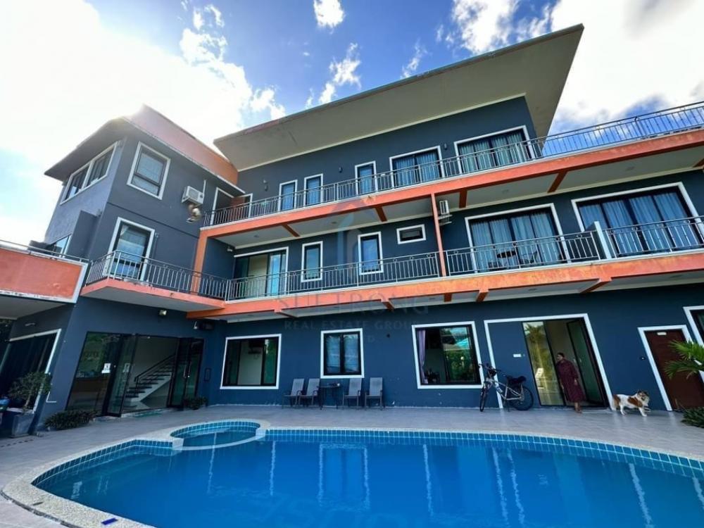 ขายกิจการโรงแรม & กิจการอพาร์ตเมนต์กระบี่ : ‼️Sale & Rent ‼️ขายที่ดินพร้อมกิจการห้องพักรวม9ห้อง มีห้องฟิตเนส 1ห้องมีเฟอร์นิเจอร์ครบครัน พร้อมเเบกกระเป๋าเข้าทำกิจการต่อ📍พิกัด “บ้านนาตีน “ซอยบ้านควน ต.อ่าวนาง อ.เมืองกระบี่  🔥 สถานที่ใกล้เคียง :🔥-หลังปั้มน้ำมัน 1 นาที-แมคโครอ่าวนาง 10 นา