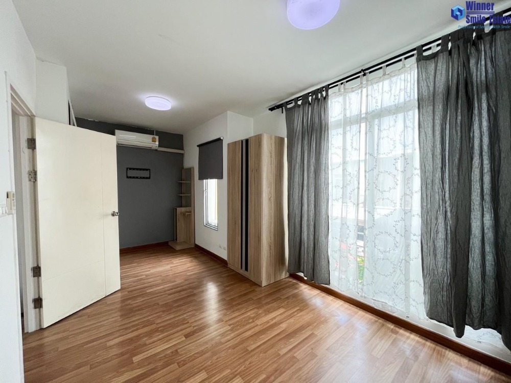 For SaleTownhomeLadkrabang, Suwannaphum Airport : 🔥🔥 Corner house, lots of land, big house 📣 House for sale Pruksa 86/2 Lat Krabang-Suvarnabhumi 🔥🔥