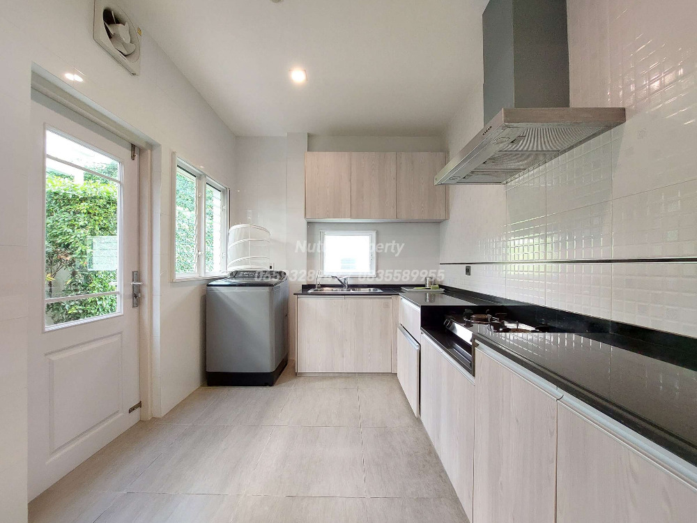 ให้เช่าบ้านบางนา แบริ่ง ลาซาล : ให้เช่า นันทวัน บางนา กม.7 แปลงมุม