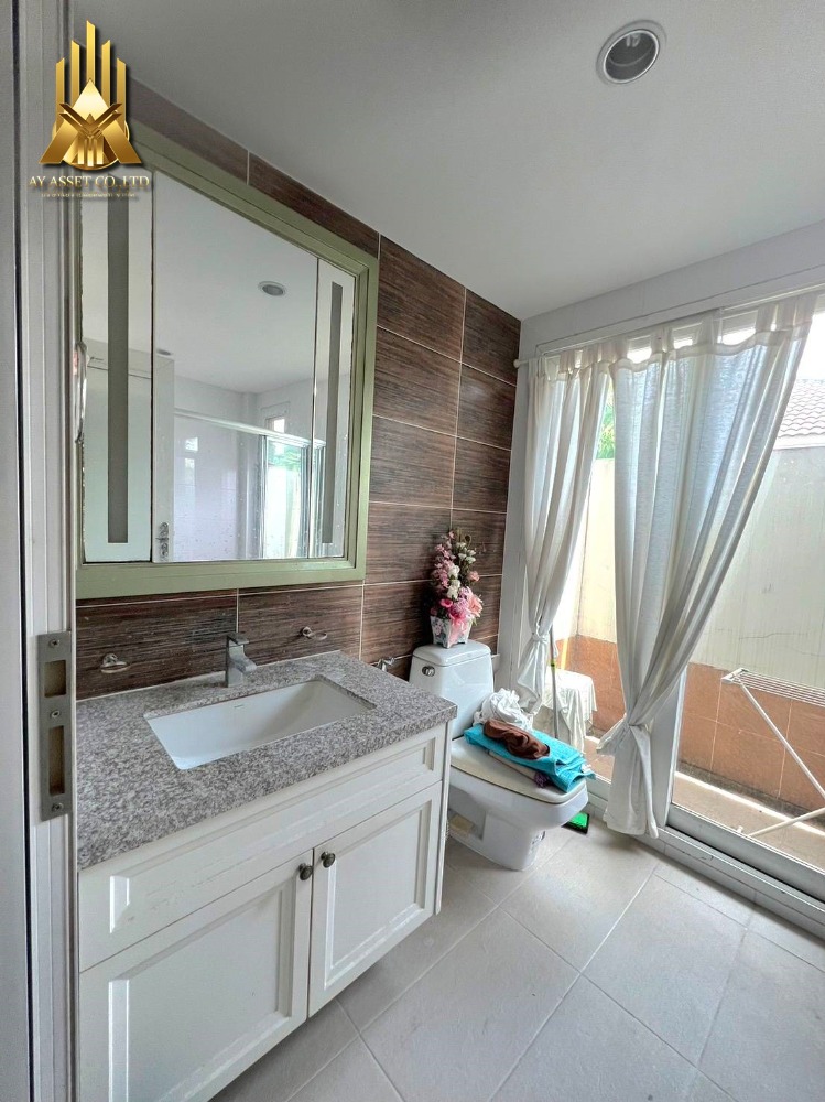 For SaleHouseNawamin, Ramindra : 2-story detached house for sale, Wararom Premium Village, Watcharapol-Chatuchot, size 70.9 sq m., Or Ngoen, Sai Mai, Bangkok.