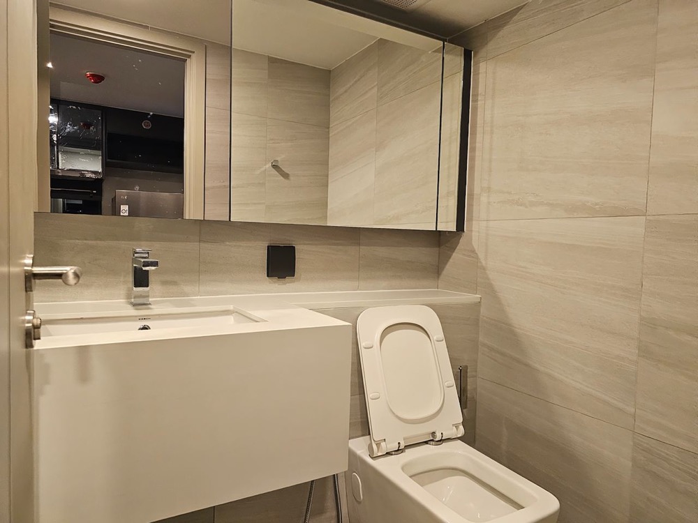 ให้เช่าคอนโดสยาม จุฬา สามย่าน : Park Origin Chula - Samyan【𝐑𝐄𝐍𝐓】🔥ห้องใหม่ สไตล์โมเดิร์น วิวหลักล้าน เฟอร์นิเจอร์ครบครัน ใกล้MRTหัวลำโพง&สามย่าน 🔥ติดต่อไลน์ไอดี: @hacondo