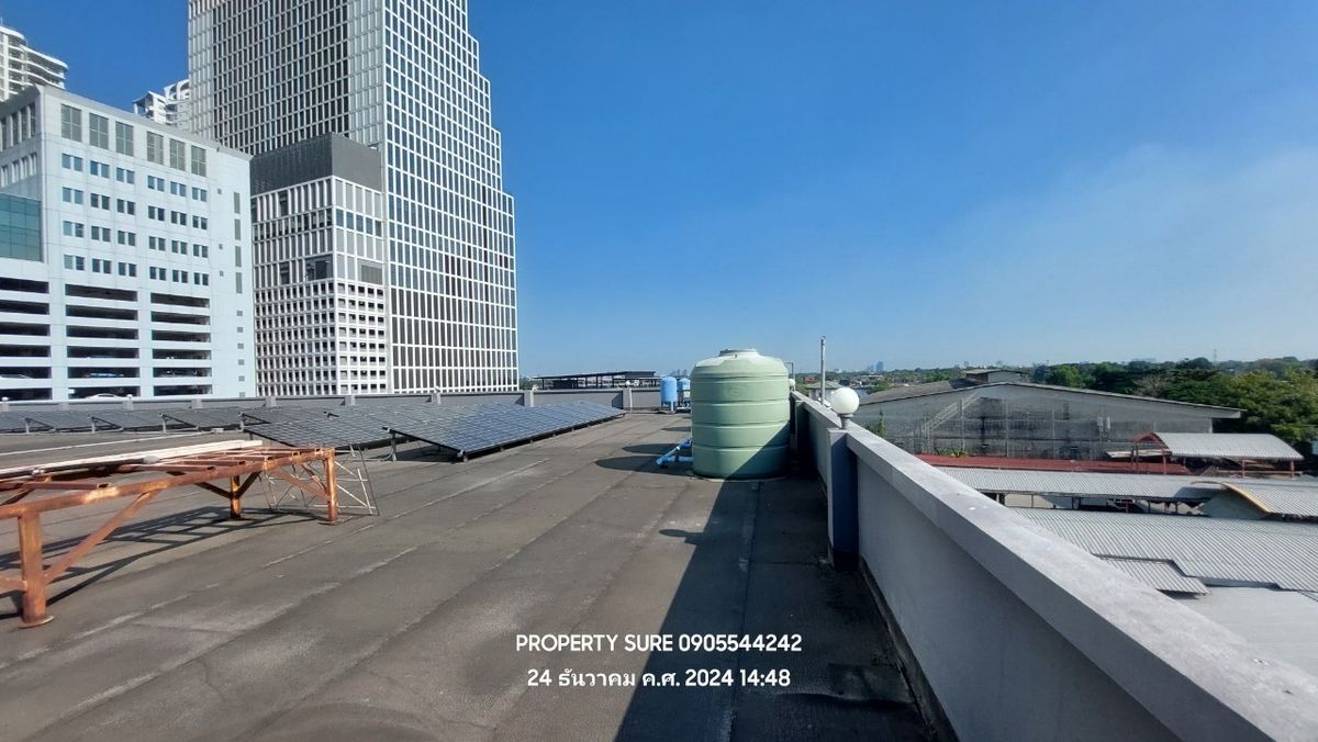 For RentShowroomRama3 (Riverside),Satupadit : Office Building&Showroom For rent, building space and land for rent in the heart of Rama 3 Road, the best business location. Connects to the main Rama Road. 3-Sathorn-Industrial Ring Road Land frontage next to Rama 3 Road approximately 62 meters.